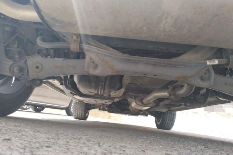 Used Haval H6 2017 Blue Label 1.5T Automatic Two-Wheel Drive ZhiShang Model Chassis Rear