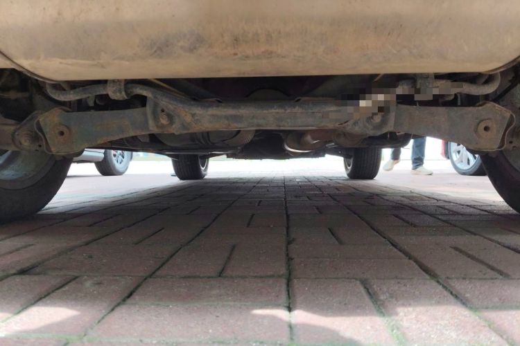 Used Haval H6 2017 Red Label 2.0T Automatic Two-Wheel Drive ZhiShang Model Chassis Rear