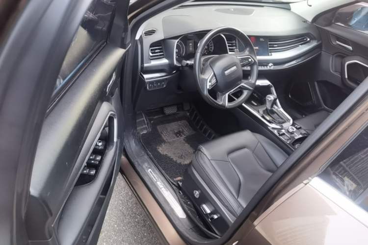 Used Haval H6 2017 Red-Label 1.5T Automatic Two-Wheel Drive Smart Edition Driver Seat