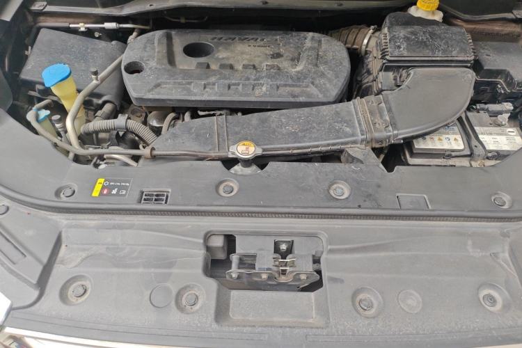 Used Haval H6 2017 Blue Label 2.0T Automatic Two-Wheel Drive Smart Edition Engine Bay