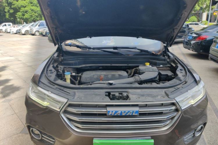Used Haval H6 2017 Blue Label 1.3T Automatic Two-Wheel Drive ZhiShang Model Engine Bay