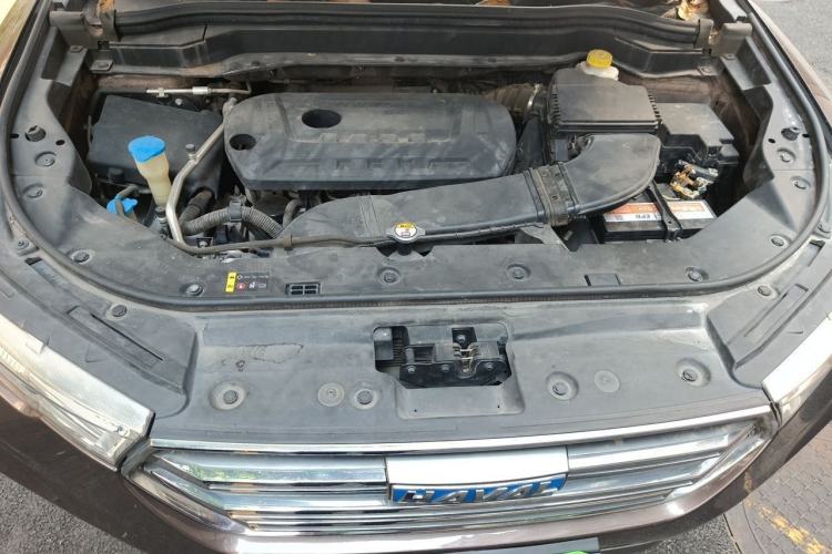 Used Haval H6 2017 Blue Label 2.0T Automatic Two-Wheel Drive Smart Edition Engine Bay