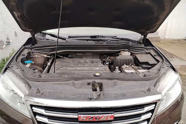Used Haval H6 2017 Red-Label Sport Edition 1.5T Automatic Two-Wheel Drive Luxury Model Engine Bay