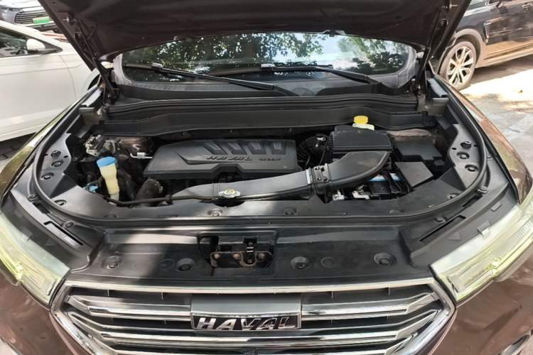Used Haval H6 2017 Blue Label 1.5T Automatic Two-Wheel Drive ZhiShang Model Engine Bay