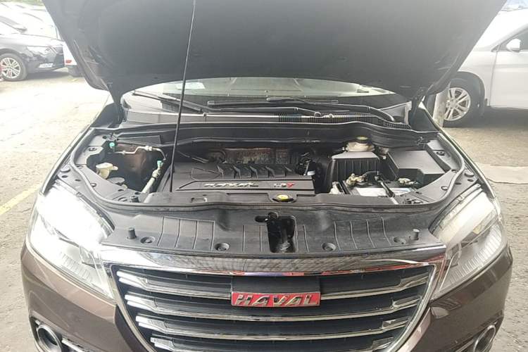 Used Haval H6 2017 Red-Label Sport Edition 1.5T Automatic Two-Wheel Drive Luxury Model Engine Bay