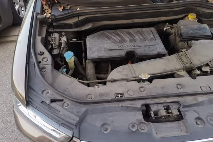 Used Haval H6 2017 Red-Label 1.5T Automatic Two-Wheel Drive Smart Edition Engine Bay Right