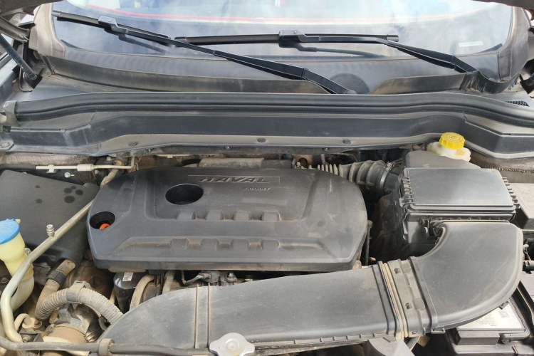 Used Haval H6 2017 Blue Label 2.0T Automatic Two-Wheel Drive Smart Edition Engine Bay