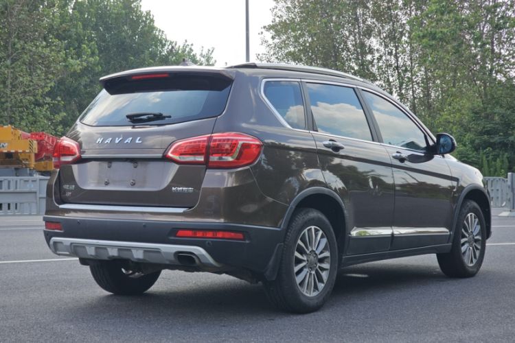 Used Haval H6 2017 Red-Label Sport Edition 1.5T Automatic Two-Wheel Drive Luxury Model Exterior 3