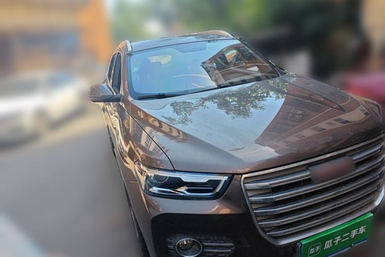 Used Haval H6 2017 Red Label 2.0T Automatic Two-Wheel Drive ZhiShang Model Front Right 45 Deg