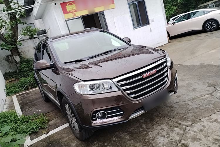 Used Haval H6 2017 Red-Label Sport Edition 1.5T Automatic Two-Wheel Drive Luxury Model Front Right 45 Deg