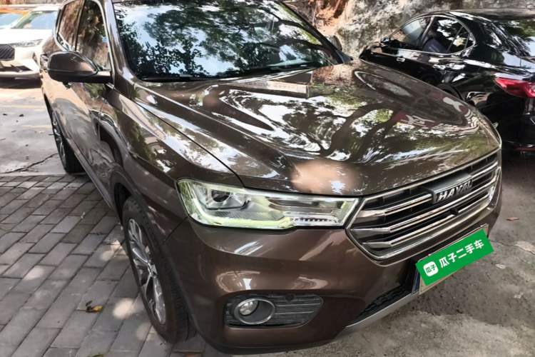 Used Haval H6 2017 Blue Label 1.5T Automatic Two-Wheel Drive ZhiShang Model Front Right 45 Deg