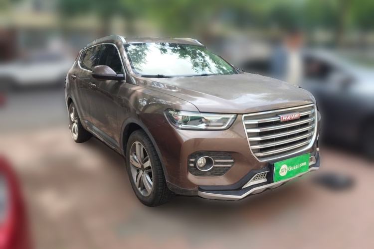 Used Haval H6 2017 Red Label 2.0T Automatic Two-Wheel Drive ZhiShang Model Front Right 45 Deg