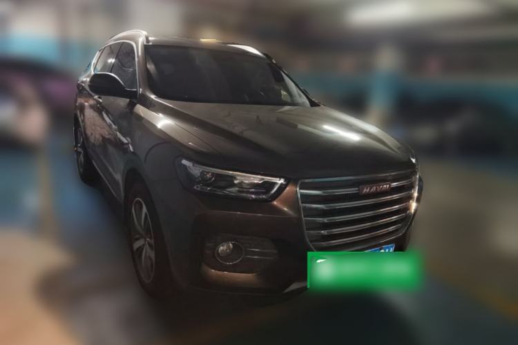 Used Haval H6 2017 Red Label 2.0T Automatic Two-Wheel Drive ZhiShang Model Front Right 45 Deg
