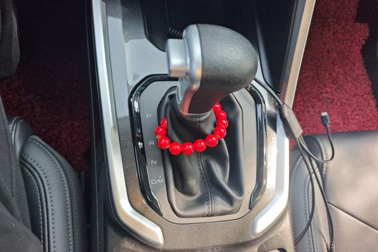 Used Haval H6 2017 Red-Label 1.5T Automatic Two-Wheel Drive Smart Edition Gear Lever