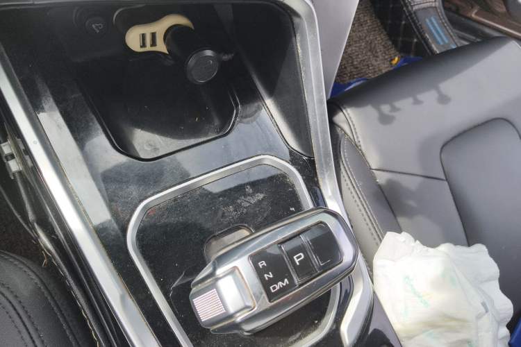 Used Haval H6 2017 Blue Label 2.0T Automatic Two-Wheel Drive Smart Edition Gear Lever