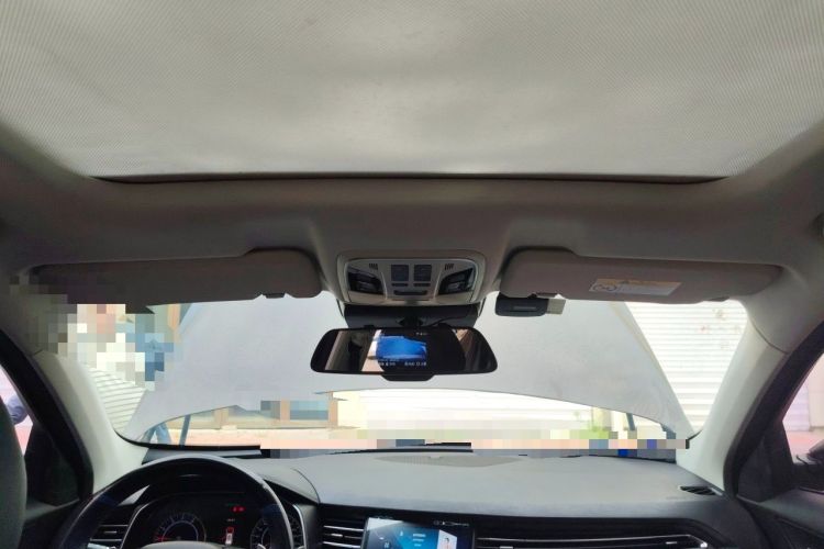 Used Haval H6 2017 Red Label 2.0T Automatic Two-Wheel Drive ZhiShang Model Headliner
