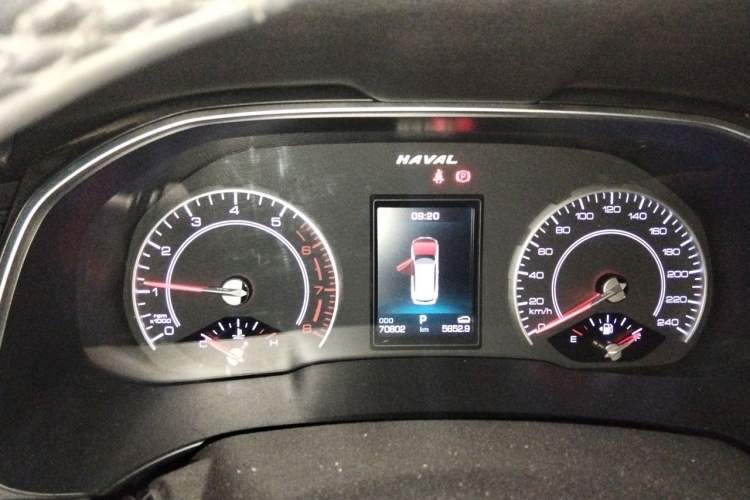 Used Haval H6 2017 Red Label 2.0T Automatic Two-Wheel Drive ZhiShang Model Instrument Cluster