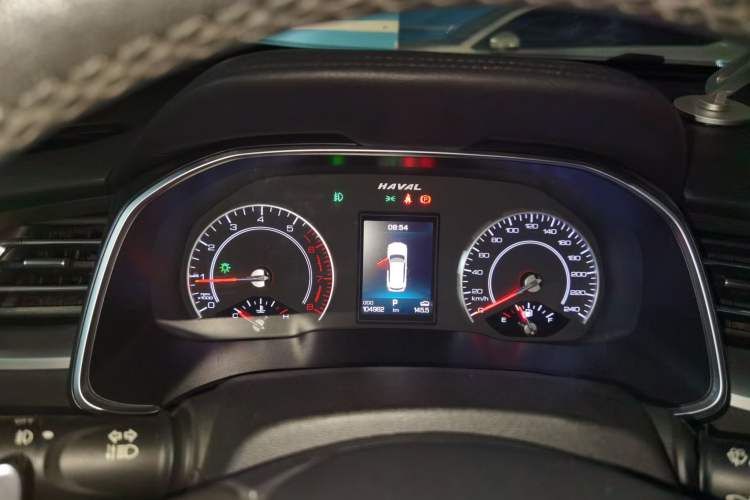 Used Haval H6 2017 Red Label 2.0T Automatic Two-Wheel Drive ZhiShang Model Instrument Cluster