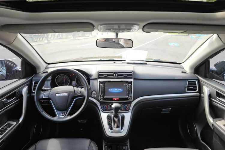 Used Haval H6 2017 Red-Label Sport Edition 1.5T Automatic Two-Wheel Drive Luxury Model Interior 1