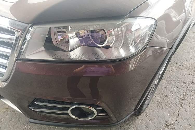 Used Haval H6 2017 Red-Label Sport Edition 1.5T Automatic Two-Wheel Drive Luxury Model Left Front Headlight