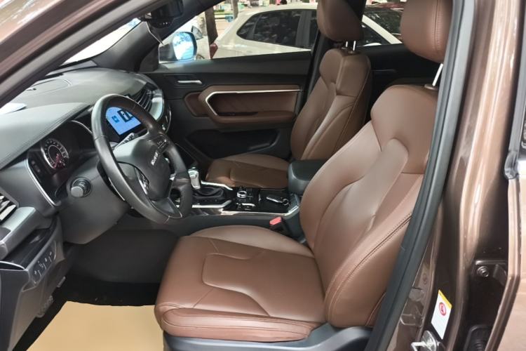 Used Haval H6 2017 Blue Label 1.5T Automatic Two-Wheel Drive ZhiShang Model Left Front Seat