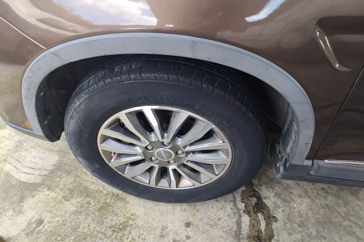 Used Haval H6 2017 Red-Label Sport Edition 1.5T Automatic Two-Wheel Drive Luxury Model Left Front Wheel Hub