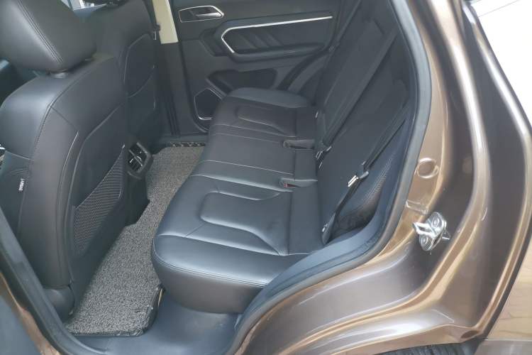 Used Haval H6 2017 Blue Label 2.0T Automatic Two-Wheel Drive Smart Edition Left Rear Seat