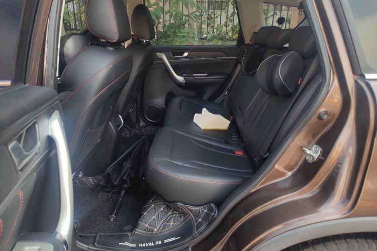 Used Haval H6 2017 Red-Label Sport Edition 1.5T Automatic Two-Wheel Drive Luxury Model Left Rear Seat