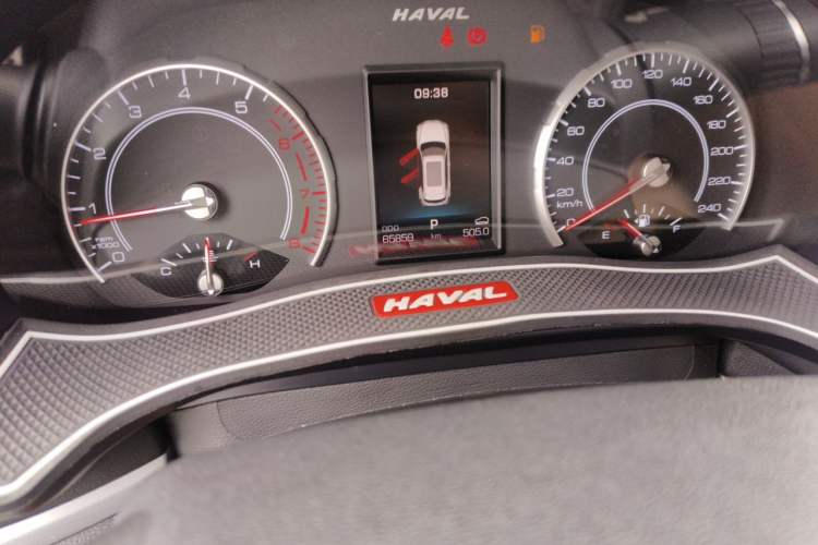 Used Haval H6 2017 Blue Label 2.0T Automatic Two-Wheel Drive Smart Edition Odometer Close Up
