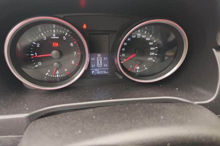 Used Haval H6 2017 Red-Label Sport Edition 1.5T Automatic Two-Wheel Drive Luxury Model Odometer Close Up