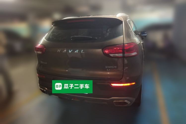 Used Haval H6 2017 Red Label 2.0T Automatic Two-Wheel Drive ZhiShang Model Rear Right 45 Deg