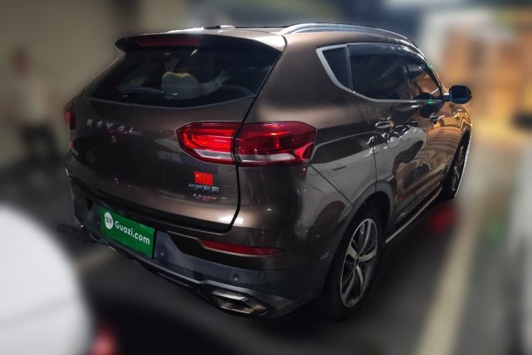 Used Haval H6 2017 Red Label 2.0T Automatic Two-Wheel Drive ZhiShang Model Rear Right 45 Deg