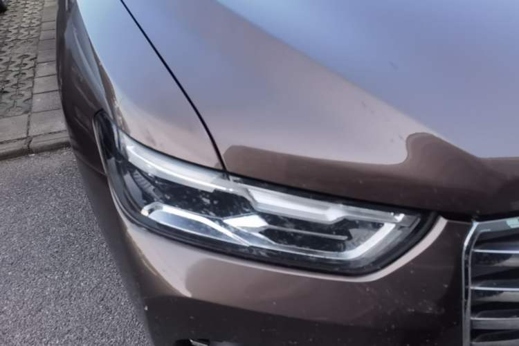 Used Haval H6 2017 Red-Label 1.5T Automatic Two-Wheel Drive Smart Edition Right Front Headlight