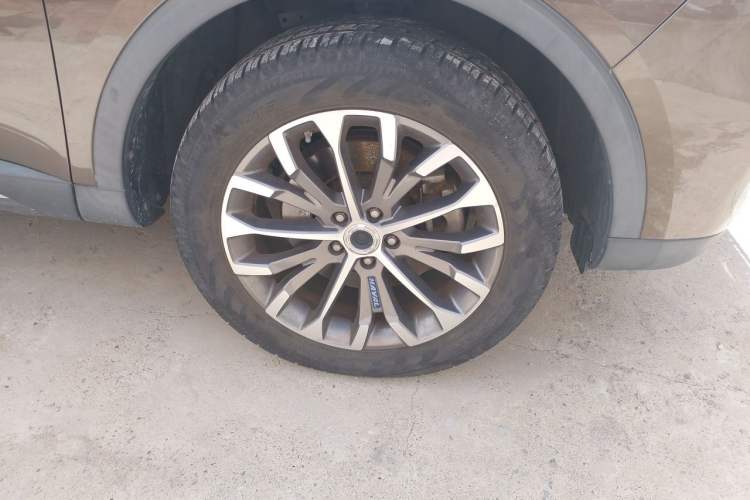 Used Haval H6 2017 Blue Label 1.5T Automatic Two-Wheel Drive ZhiShang Model Right Front Wheel Hub