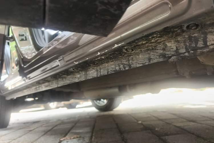 Used Haval H6 2017 Blue Label 1.5T Automatic Two-Wheel Drive ZhiShang Model Right Side Sill