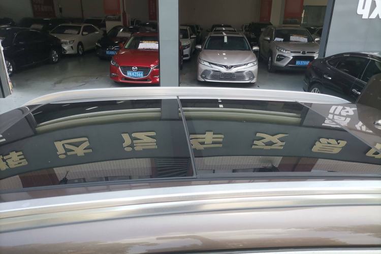 Used Haval H6 2017 Blue Label 2.0T Automatic Two-Wheel Drive Smart Edition Roof