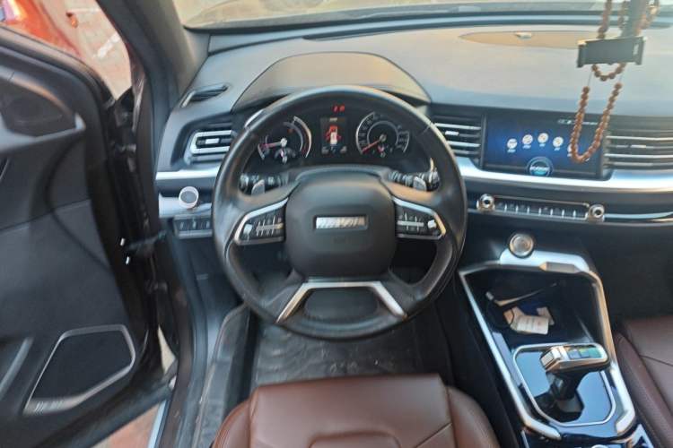 Used Haval H6 2017 Red Label 2.0T Automatic Two-Wheel Drive ZhiShang Model Steering Wheel