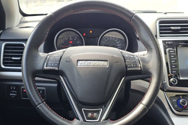 Used Haval H6 2017 Red-Label Sport Edition 1.5T Automatic Two-Wheel Drive Luxury Model Steering Wheel