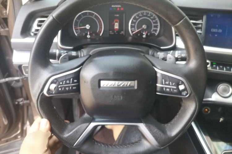 Used Haval H6 2017 Blue Label 2.0T Automatic Two-Wheel Drive Smart Edition Steering Wheel