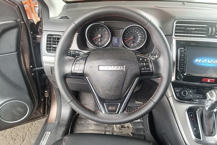 Used Haval H6 2017 Red-Label Sport Edition 1.5T Automatic Two-Wheel Drive Luxury Model Steering Wheel