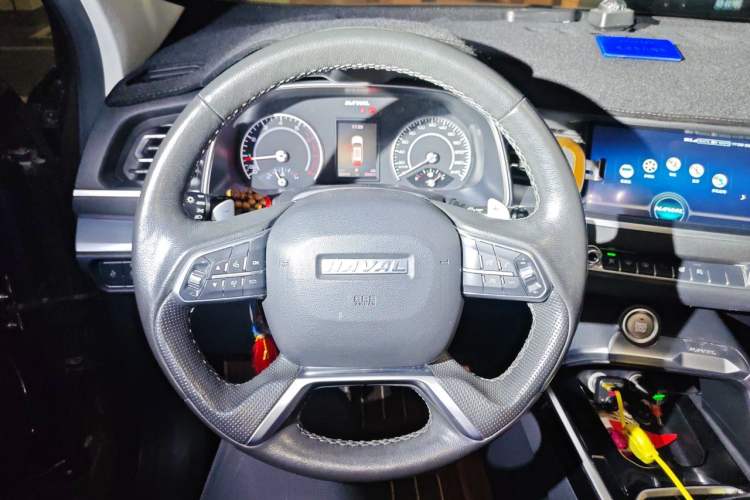 Used Haval H6 2017 Red Label 2.0T Automatic Two-Wheel Drive ZhiShang Model Steering Wheel