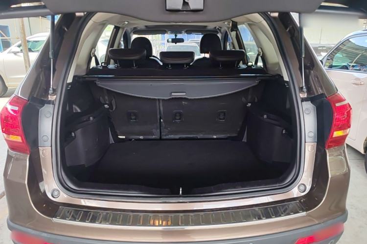 Used Haval H6 2017 Red-Label Sport Edition 1.5T Automatic Two-Wheel Drive Luxury Model Trunk
