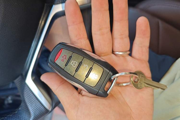 Used Haval H6 2017 Red Label 2.0T Automatic Two-Wheel Drive ZhiShang Model Vehicle Key