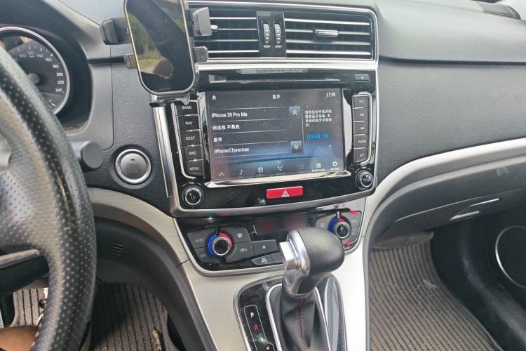 Used Haval H6 2017 Red-Label Sport Edition 1.5T Automatic Two-Wheel Drive Luxury Model Audio And AC Panel