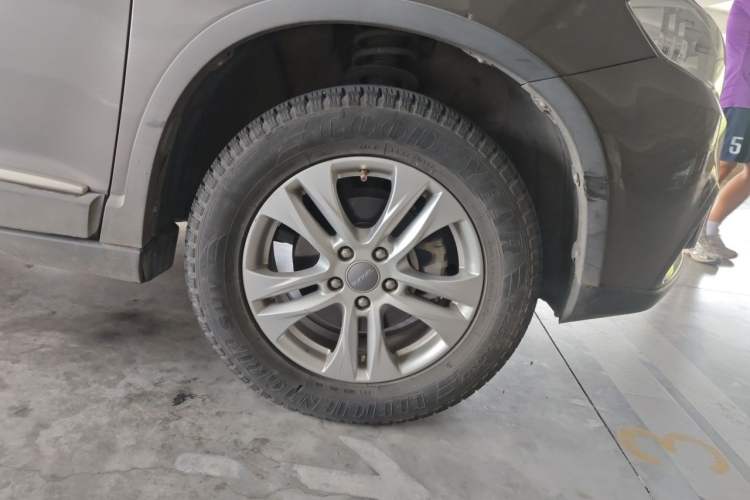 Used Haval H6 2017 Red-Label Sport Edition 1.5T Manual Two-Wheel Drive Elite Model Exterior 1