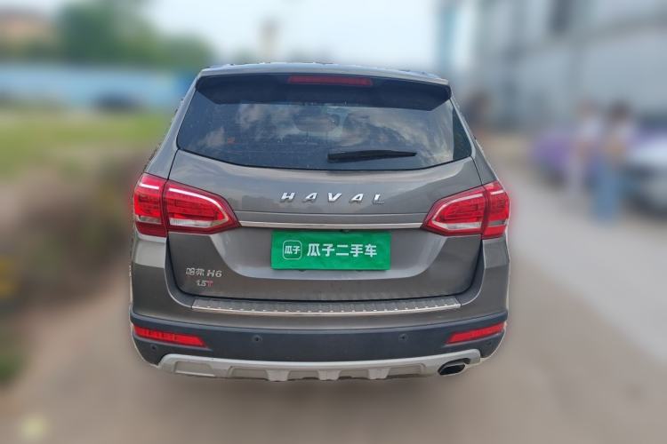 Used Haval H6 2017 Red-Label Sport Edition 1.5T Automatic Two-Wheel Drive Luxury Model Exterior 4