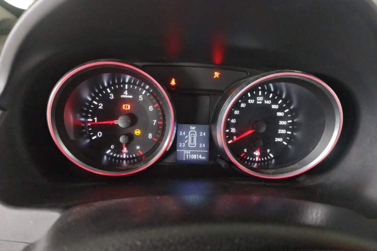 Used Haval H6 2017 Red-Label Sport Edition 1.5T Manual Two-Wheel Drive Elite Model Instrument Cluster