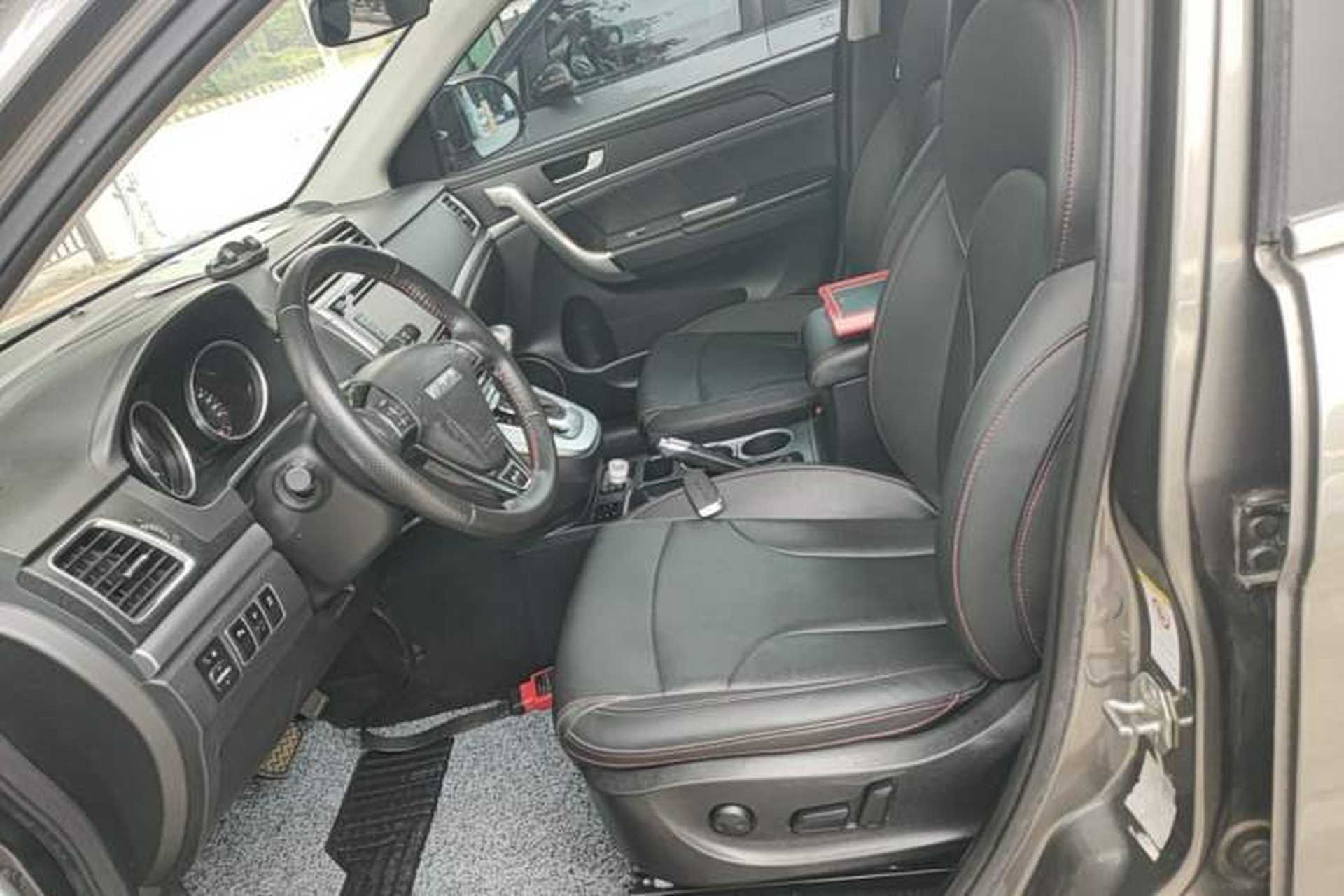 Used Haval H6 2017 Red-Label Sport Edition 1.5T Automatic Two-Wheel Drive Luxury Model Left Front Seat