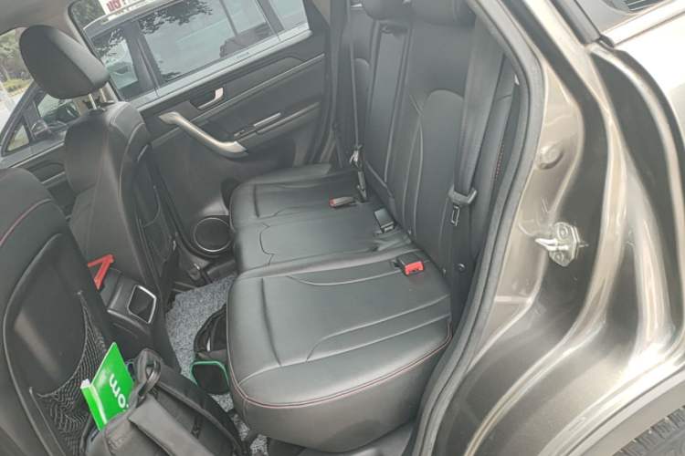 Used Haval H6 2017 Red-Label Sport Edition 1.5T Automatic Two-Wheel Drive Luxury Model Left Rear Seat
