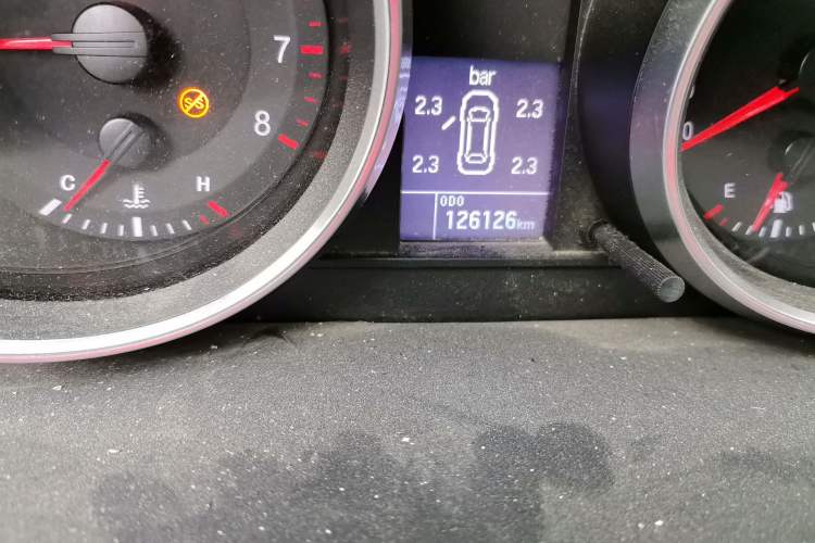 Used Haval H6 2017 Red-Label Sport Edition 1.5T Manual Two-Wheel Drive Elite Model Odometer Close Up
